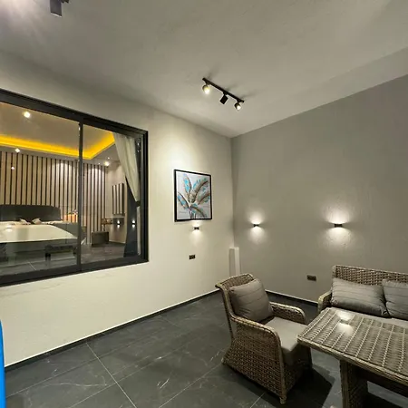 Cihan Hotel *